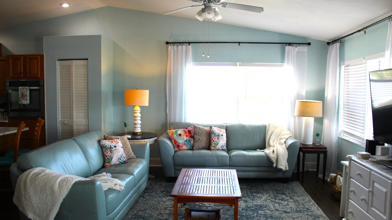 Photo of Livingroom in Whispering Pines