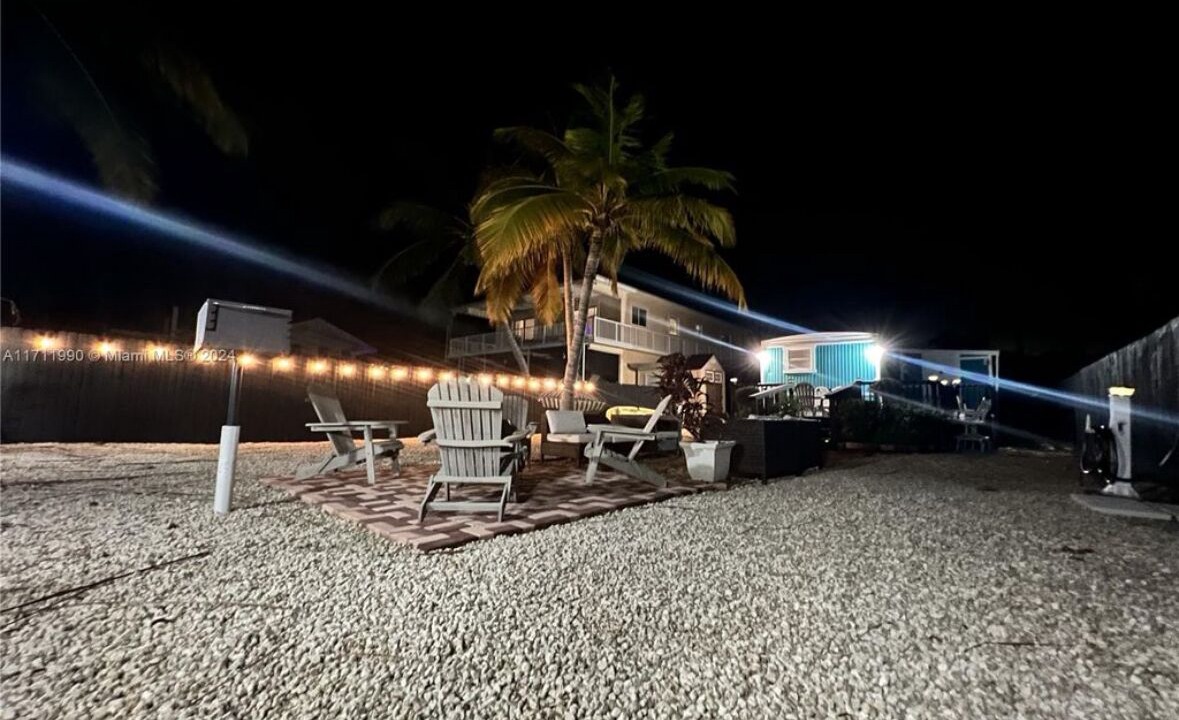 Photo of Patio Balcony in Twin Lakes