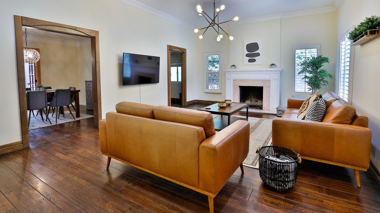 Photo of Livingroom in Carthay Circle