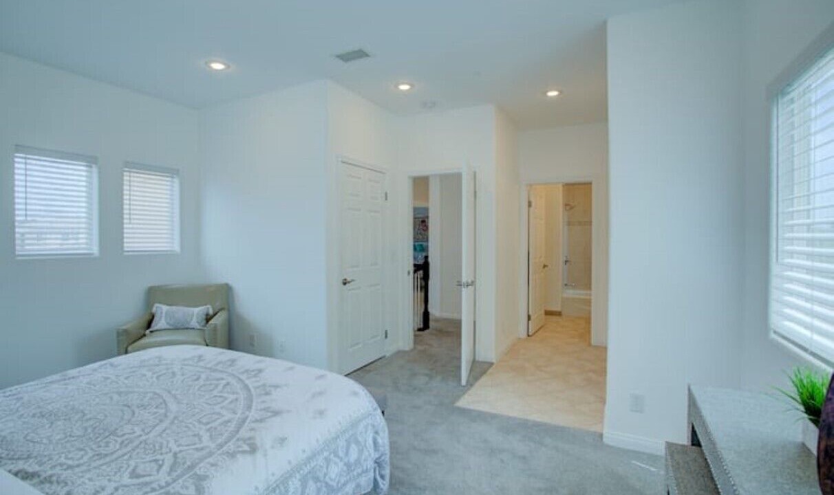 Photo of Bedroom in Inglewood