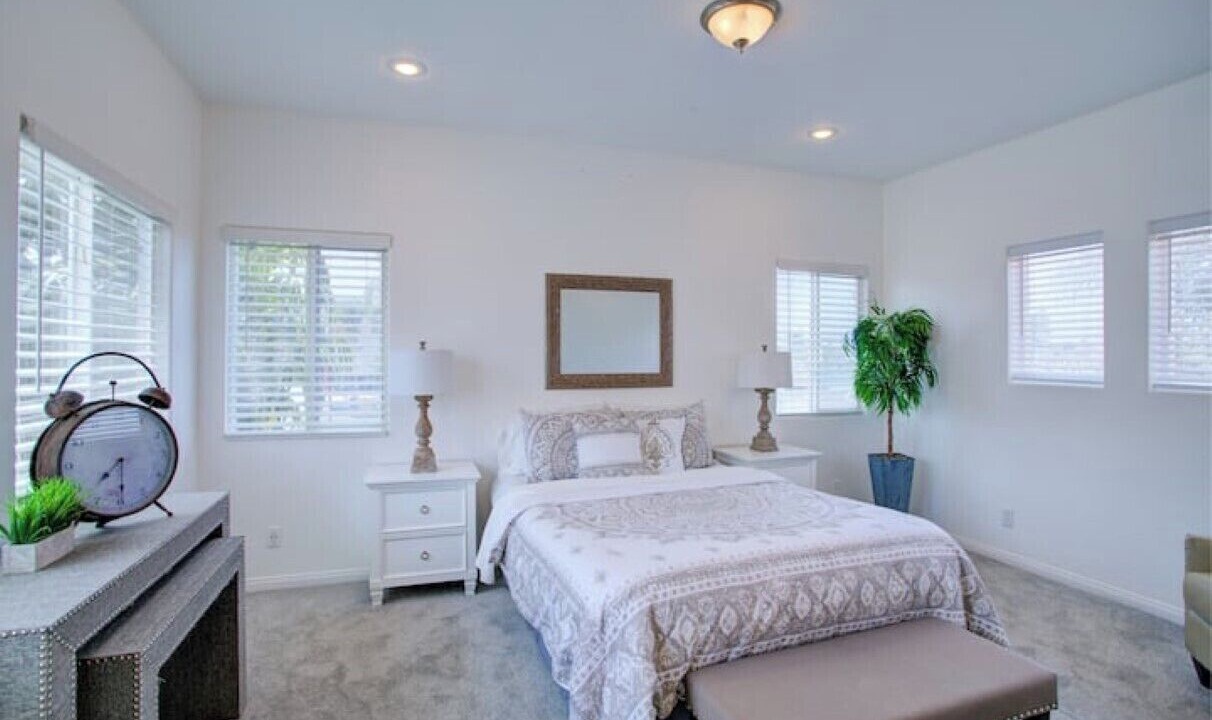 Photo of Bedroom in Inglewood