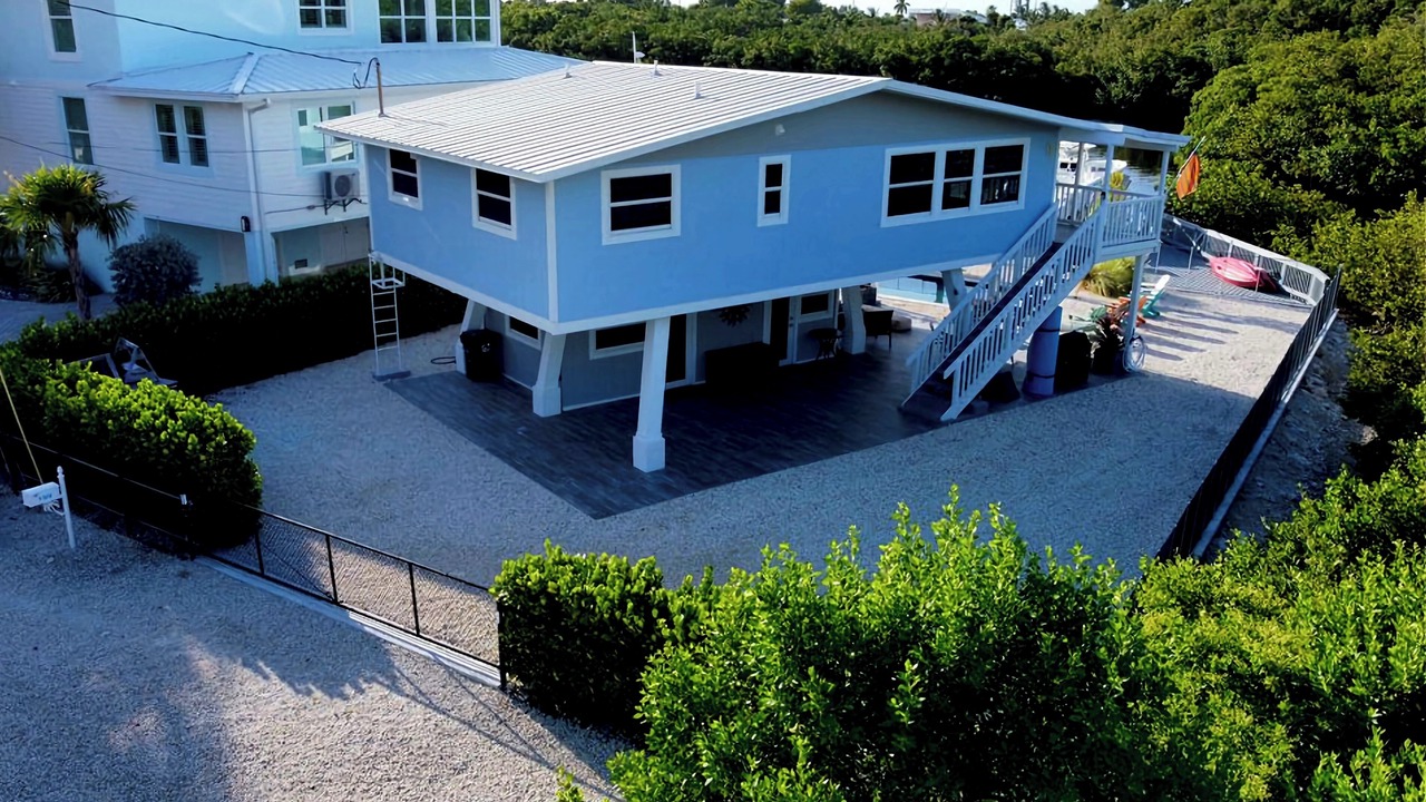 Photo of Others in Tavernier