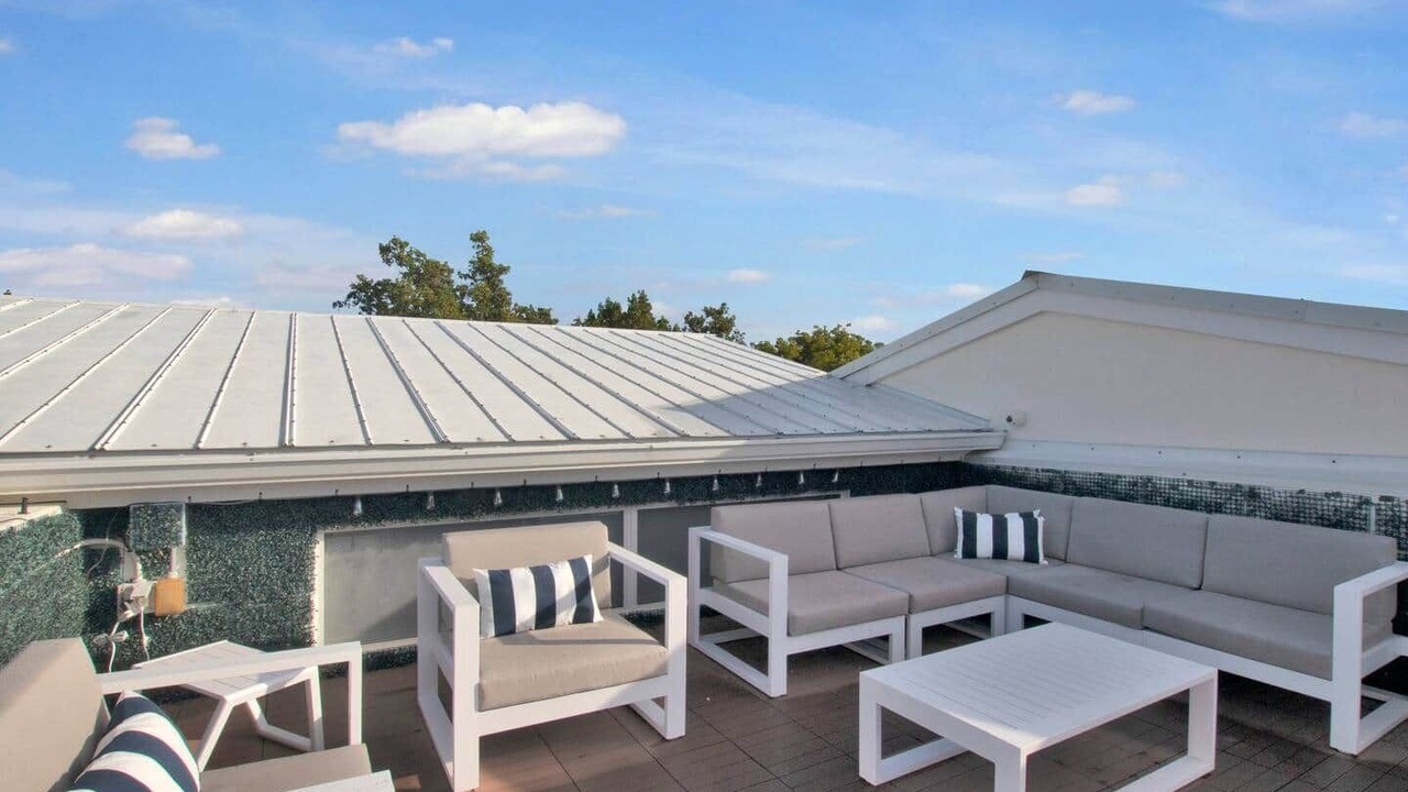 Photo of Patio Balcony in Rock Harbor