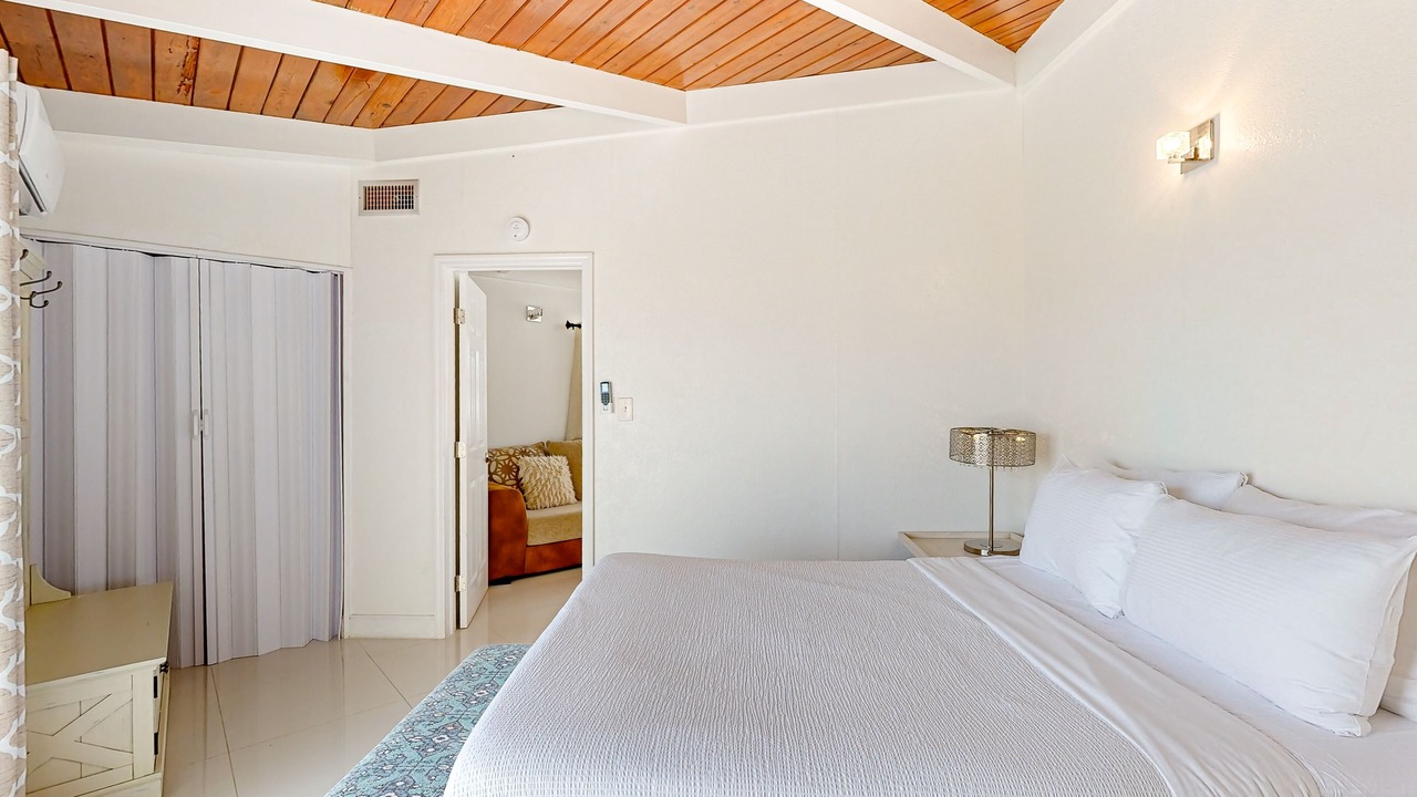 Photo of Bedroom in Summerland Key