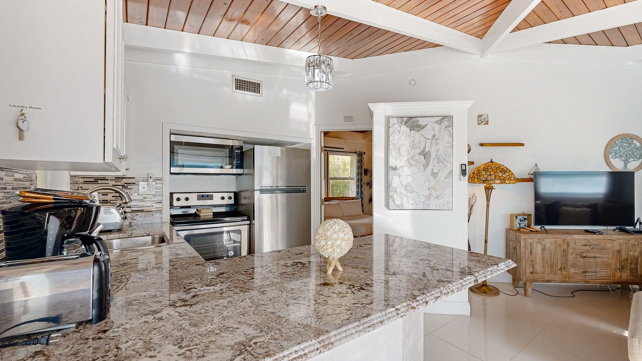 Photo of Kitchen in Summerland Key