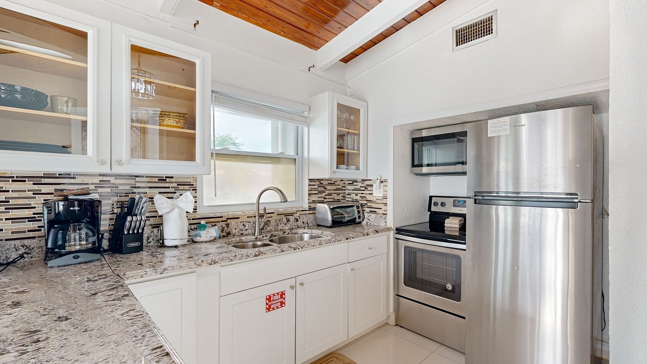 Photo of Kitchen in Summerland Key
