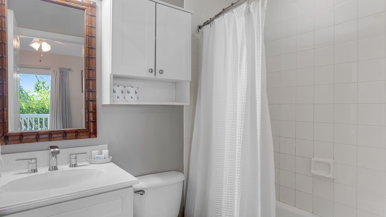 Photo of Bathroom in Marathon