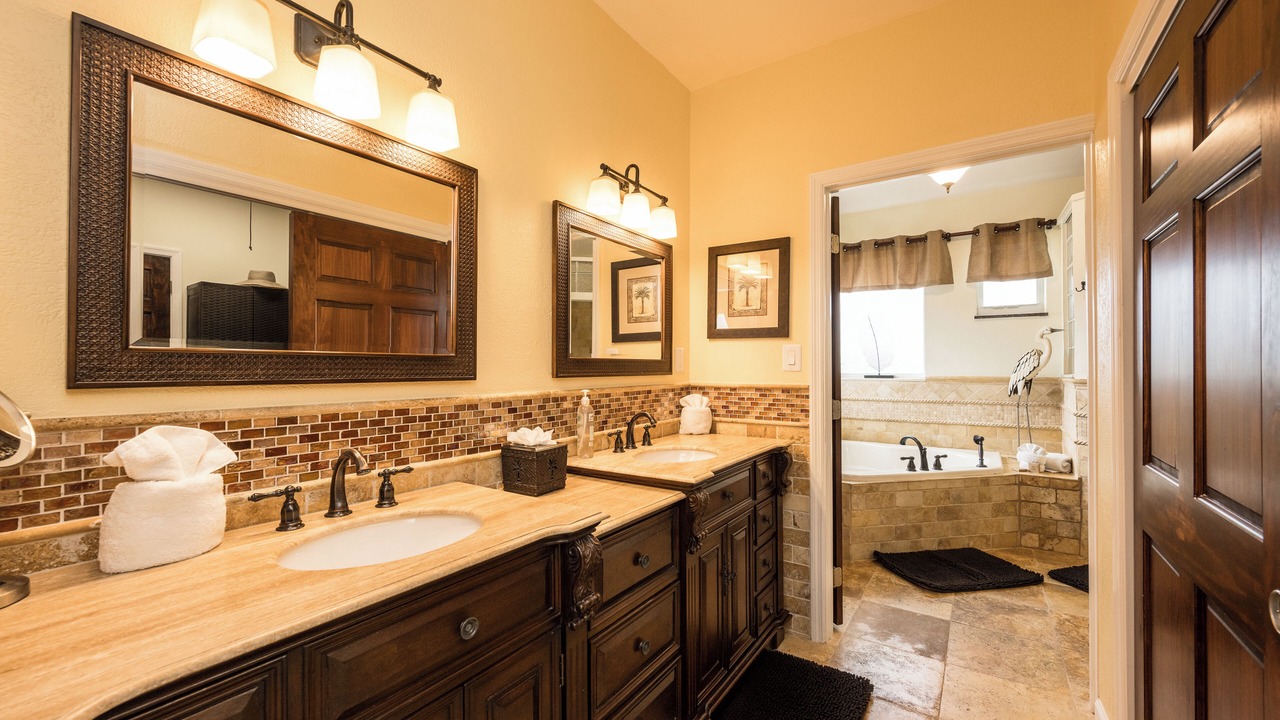 Photo of Bathroom in Cudjoe Key