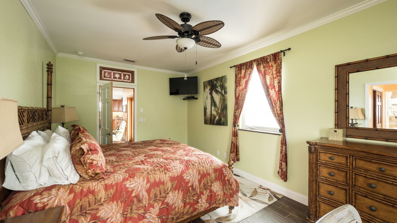 Photo of Bedroom in Cudjoe Key