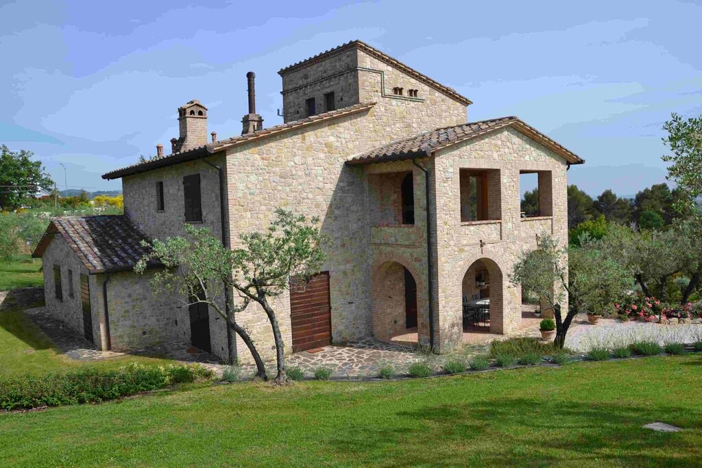 Photo of Buildings in Collazzone