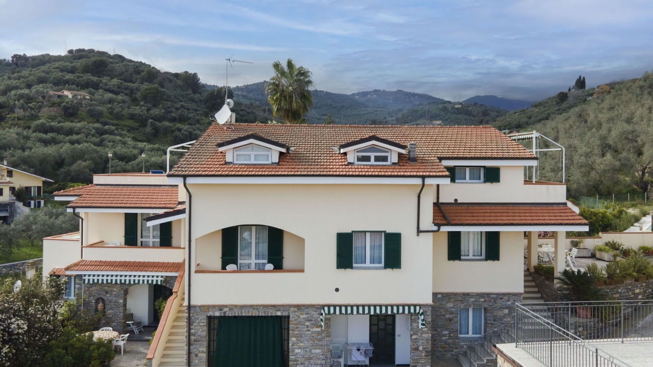 Photo of Patio Balcony in Diano Castello