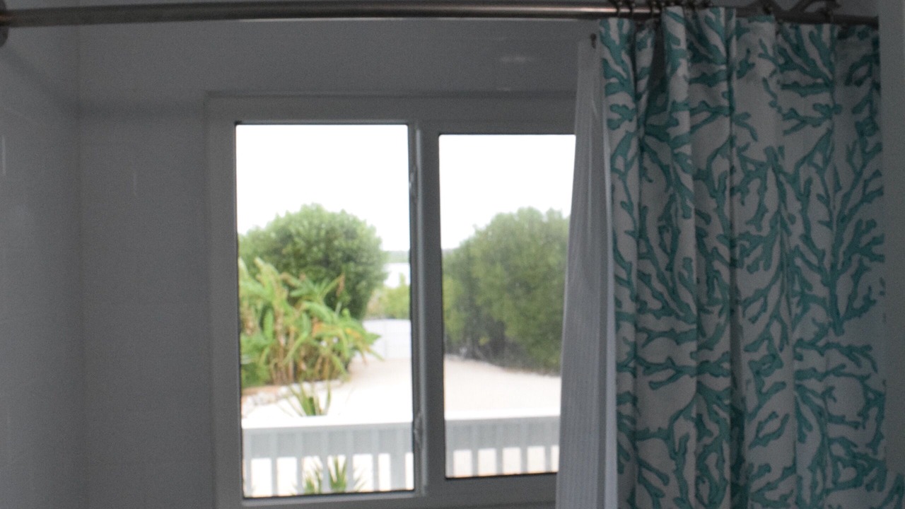 Photo of Bathroom in Summerland Key