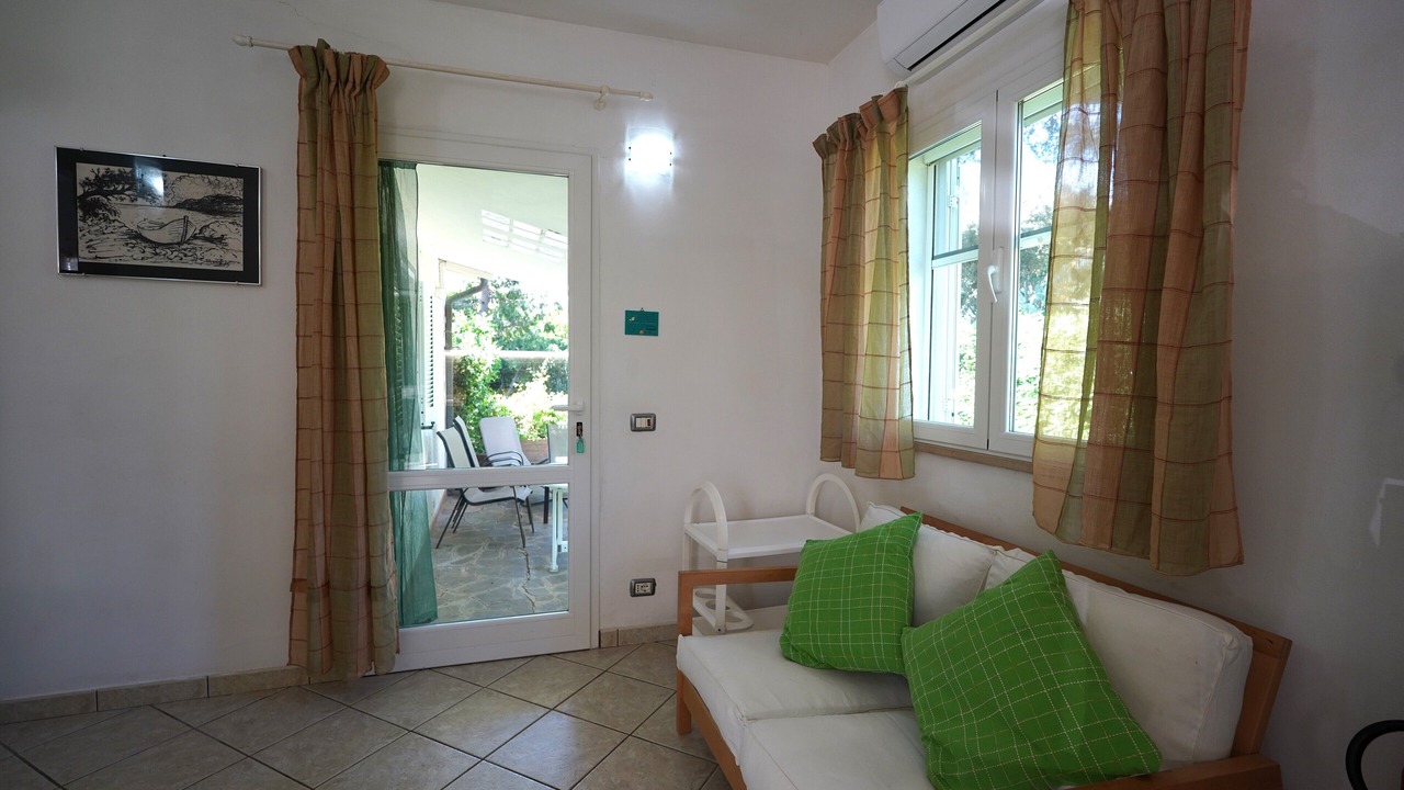 Photo of Livingroom in Lacona
