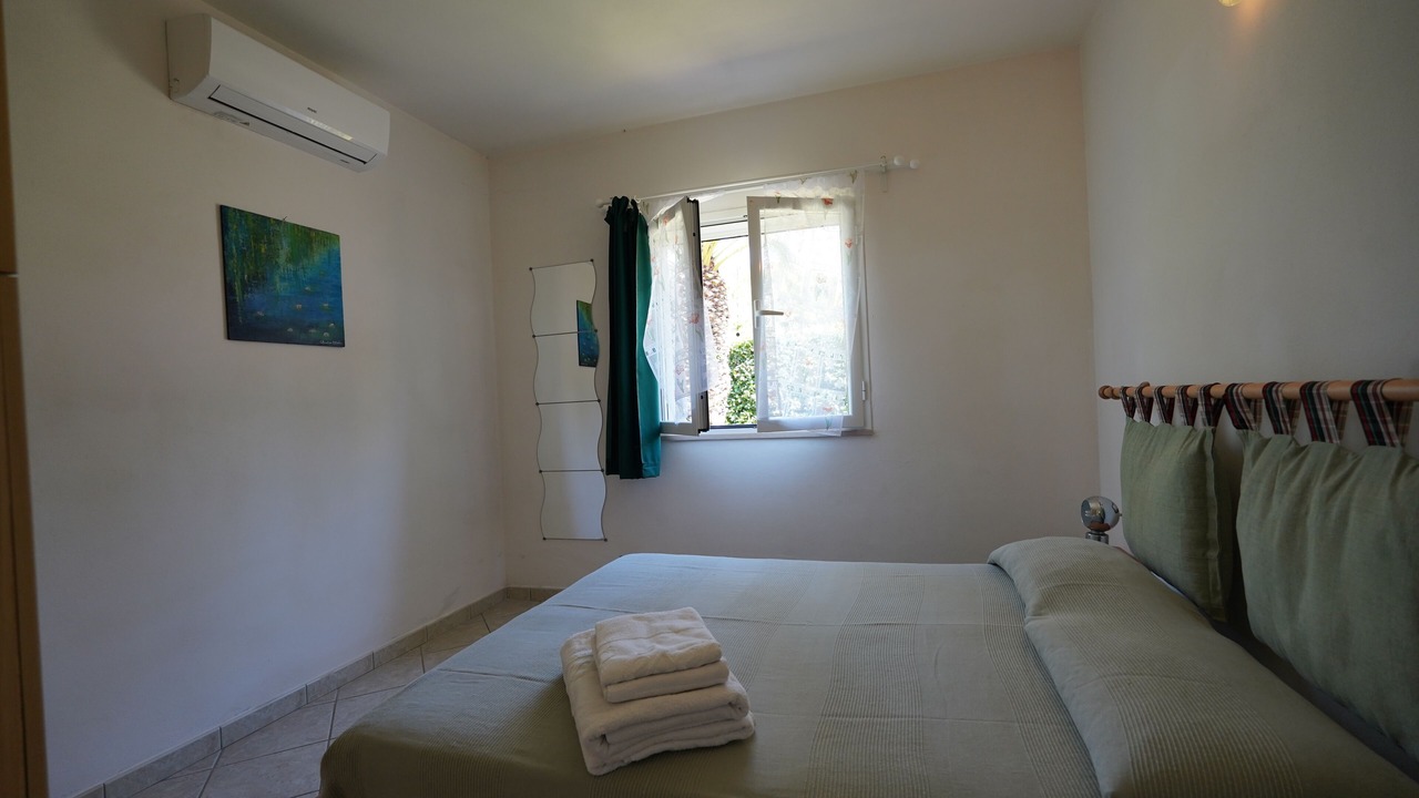 Photo of Bedroom in Lacona