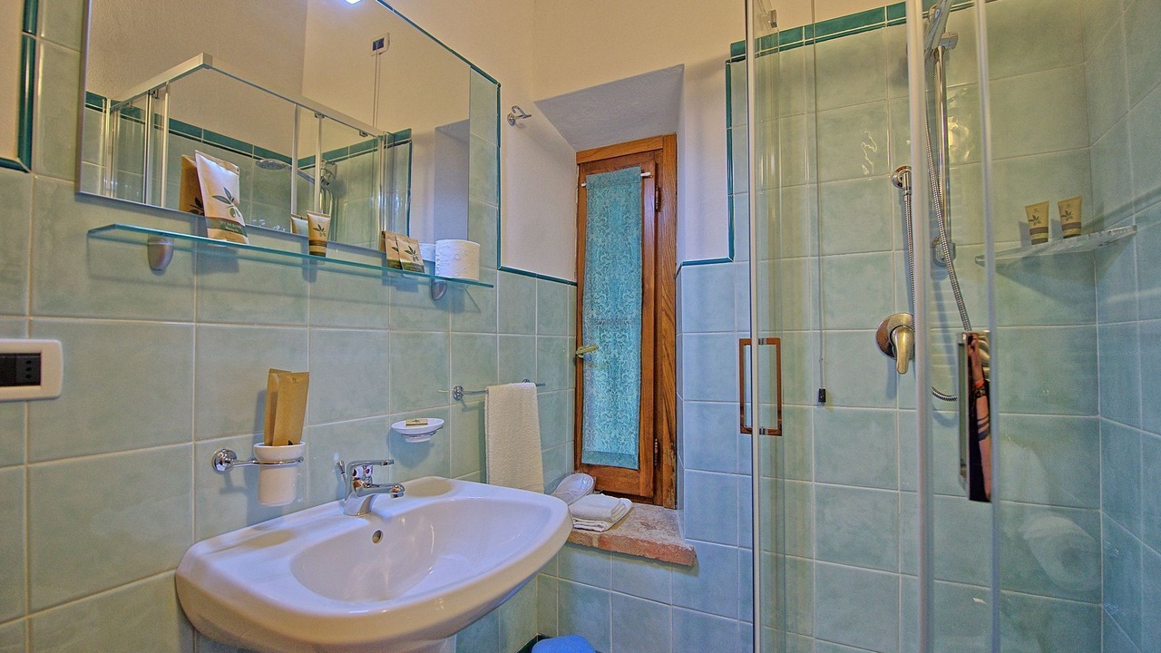 Photo of Bathroom in Simignano