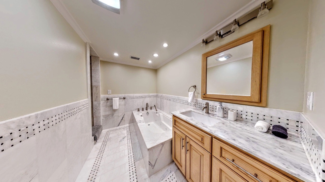 Photo of Bathroom in Wrigley