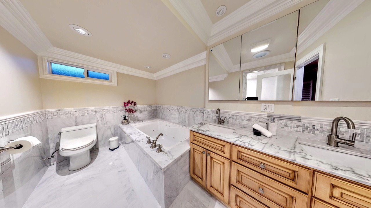 Photo of Bathroom in Wrigley