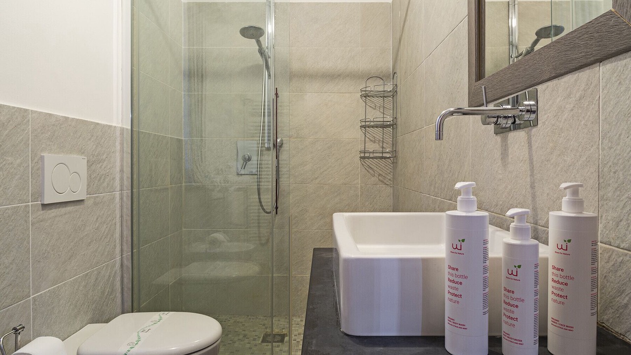 Photo of Bathroom in Genoa Historical Centre