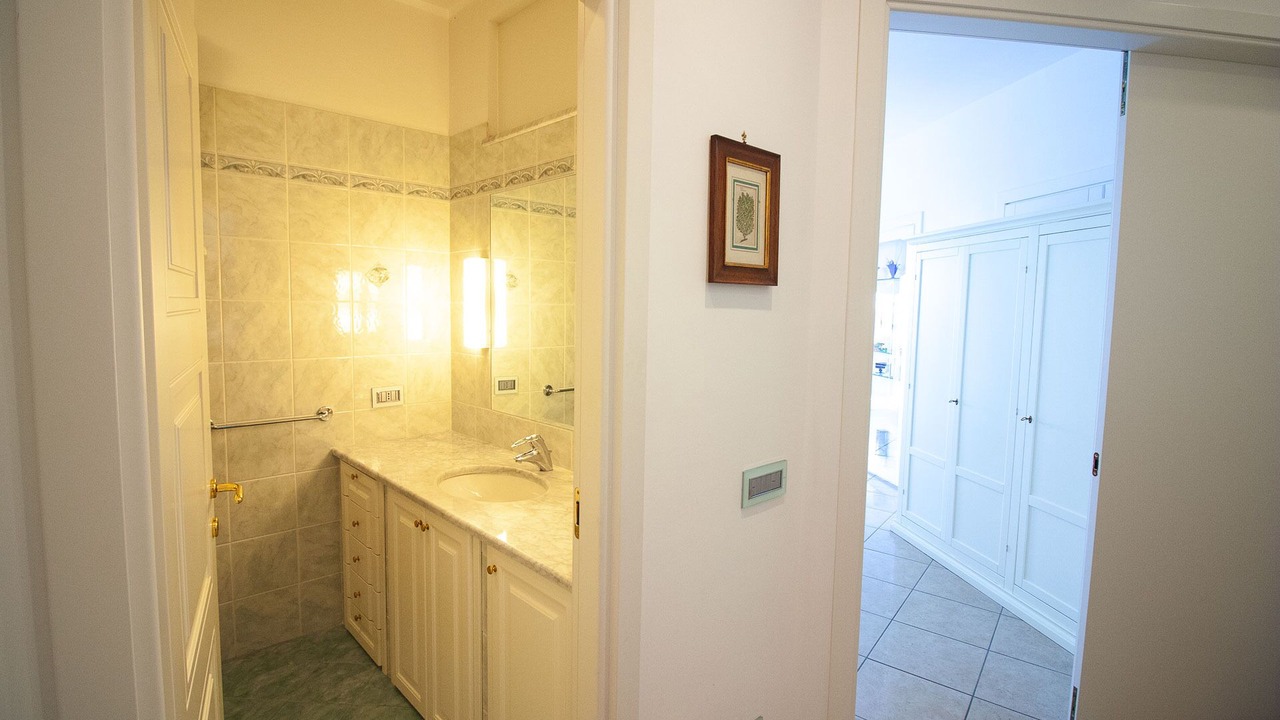 Photo of Bathroom in Torre del Mare