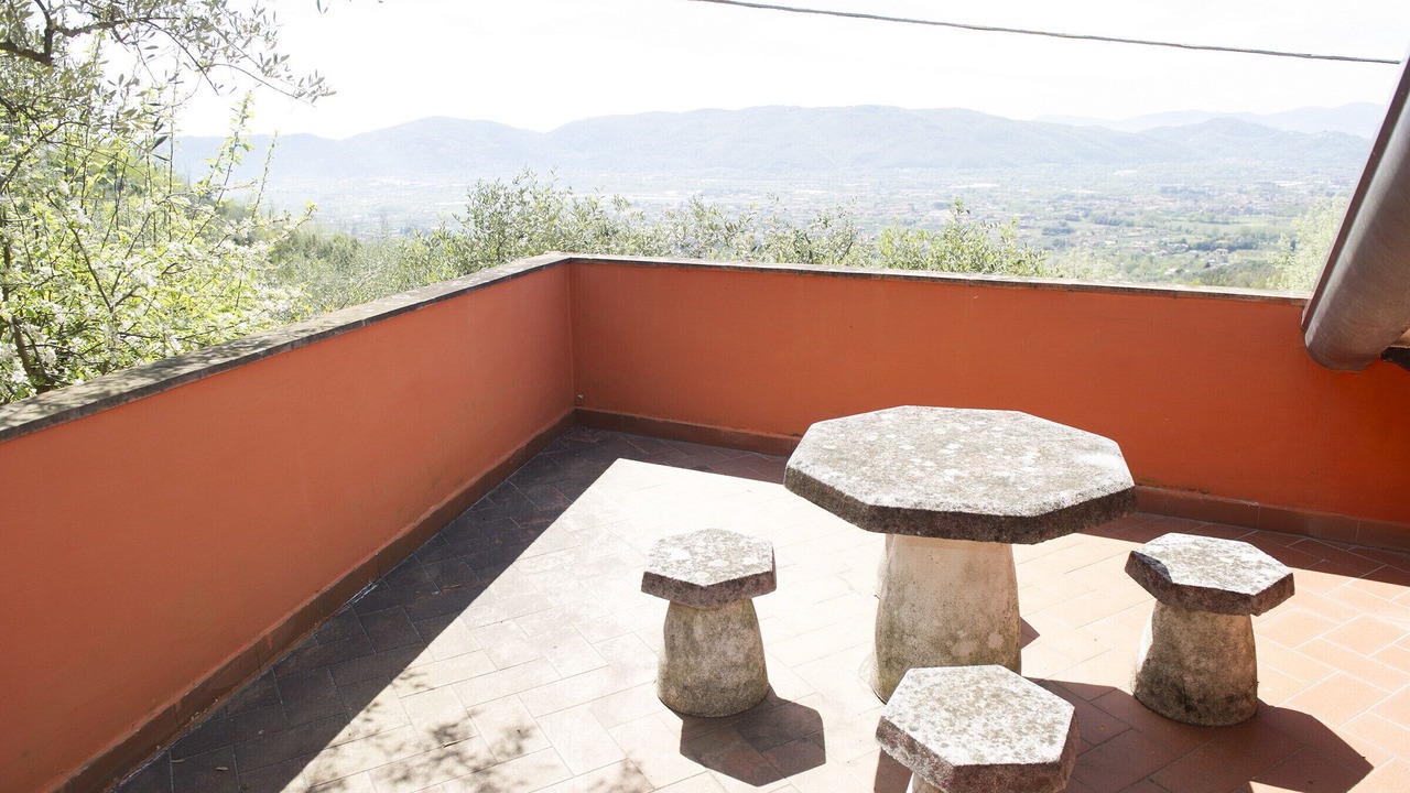 Photo of Patio Balcony in Castelnuovo Magra