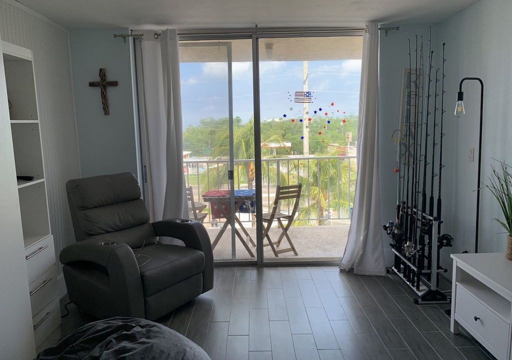Photo of Livingroom in Islamorada