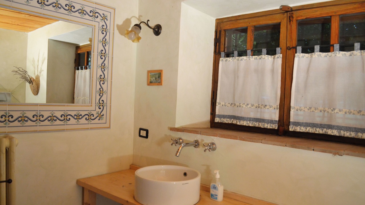 Photo of Bathroom in Monteleone d'Orvieto