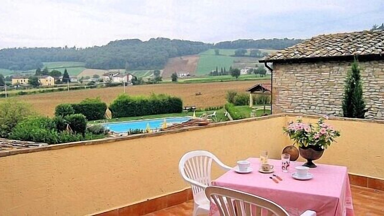 Photo of Outdoor in Montone