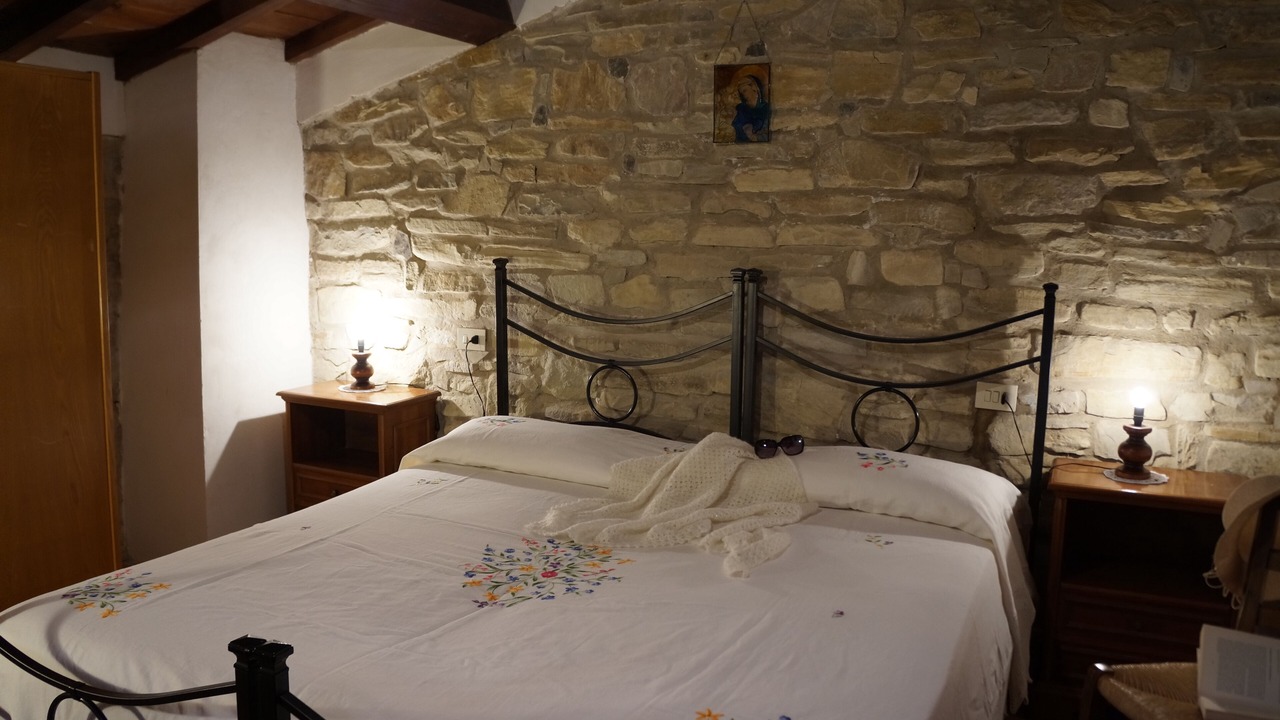 Photo of Bedroom in Parchiule