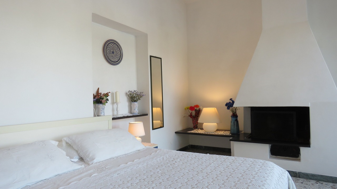 Photo of Bedroom in Bocca di Magra-La Ferrara