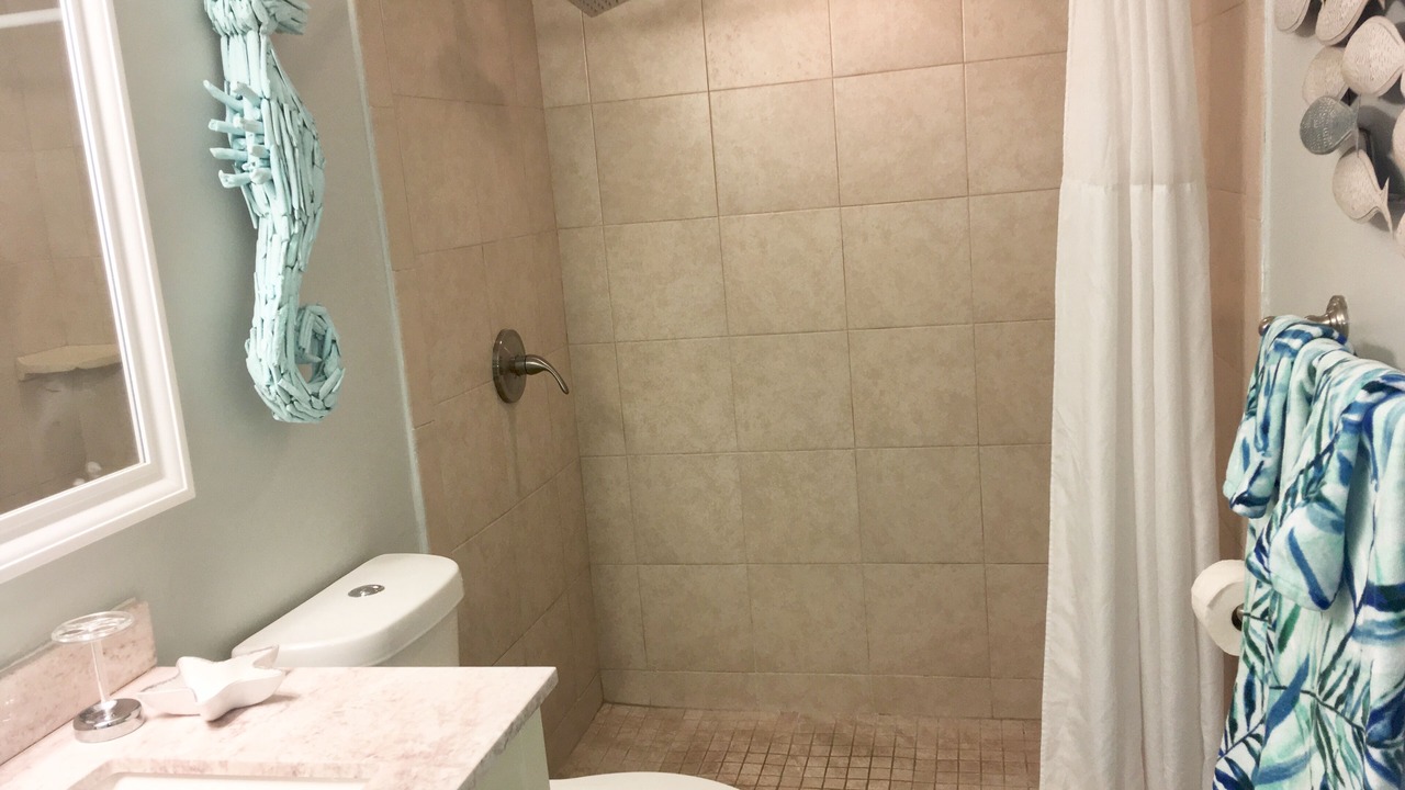 Photo of Bathroom in Tavernier