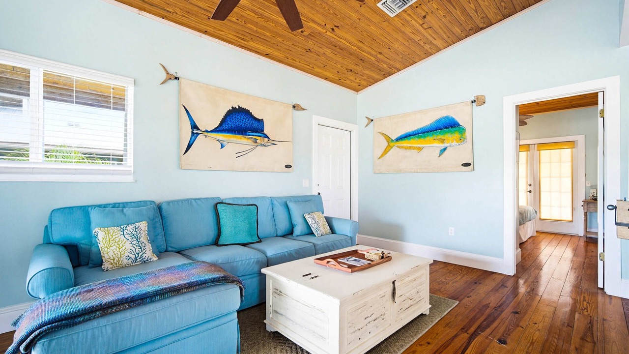 Photo of Livingroom in Cutthroat Harbor Estates