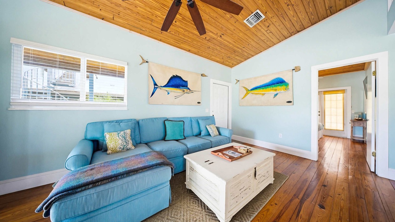Photo of Livingroom in Cutthroat Harbor Estates