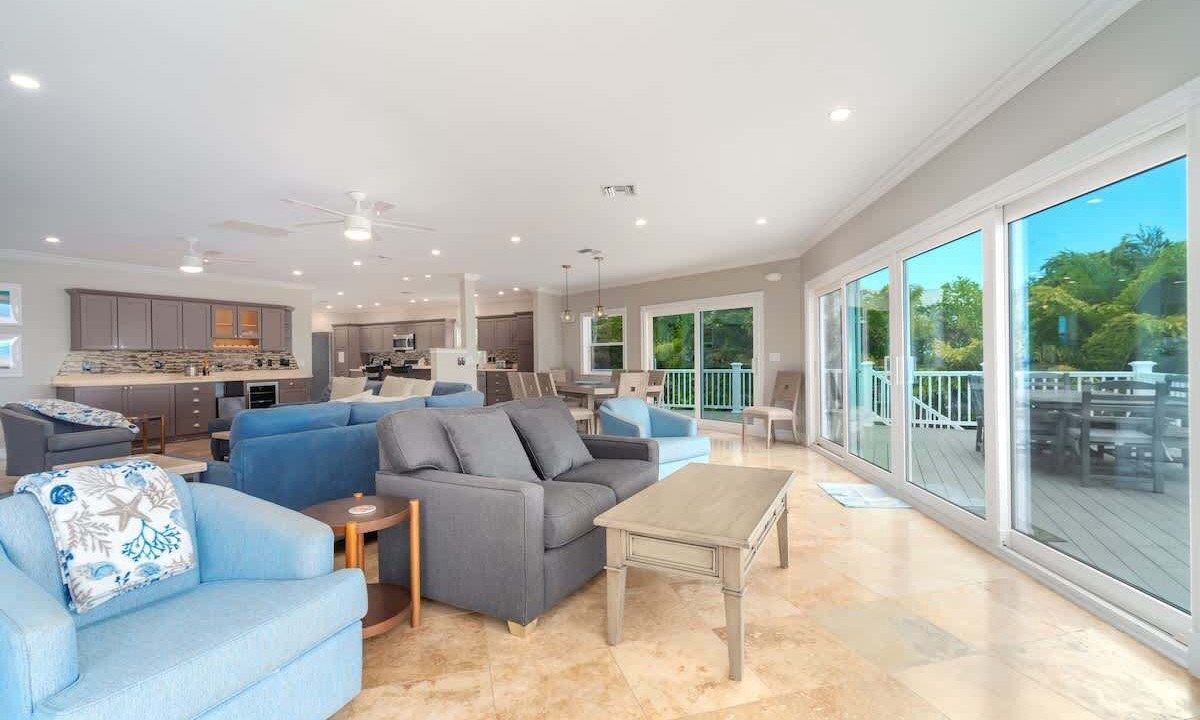 Photo of Livingroom in Coupon Bight Aquatic Preserve