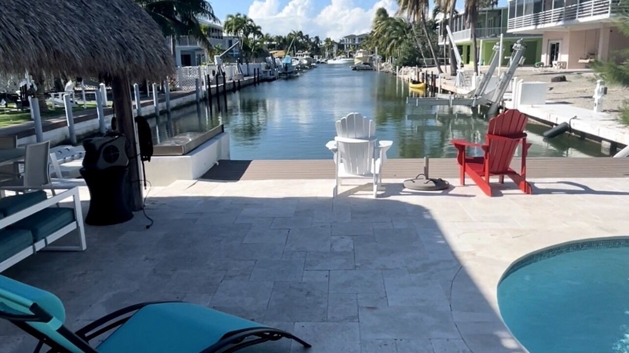 Photo of Patio Balcony in Toll Gate Shores