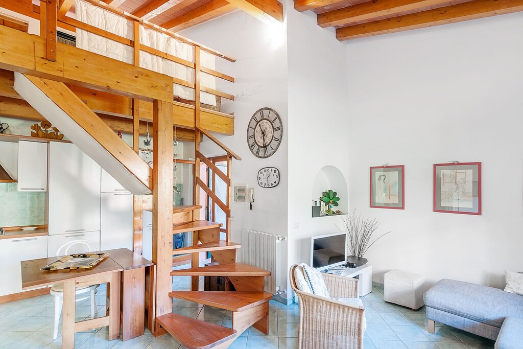 Photo of Livingroom in Procchio