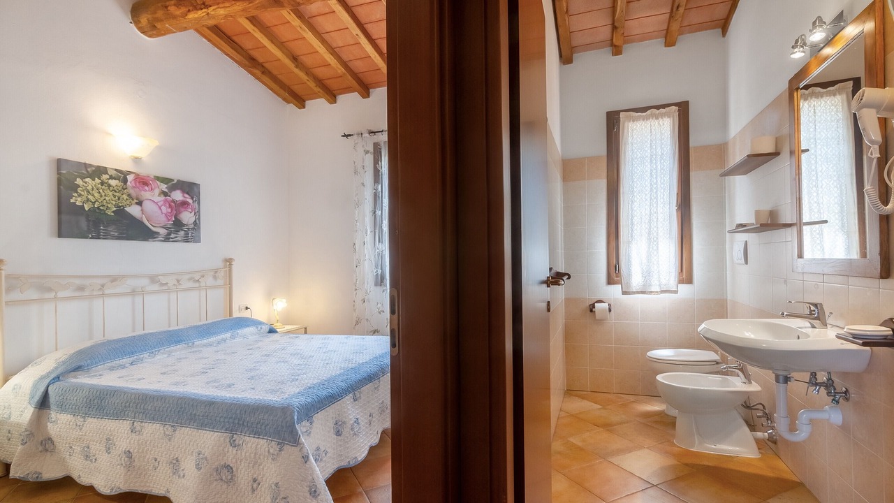 Photo of Bathroom in Capoliveri