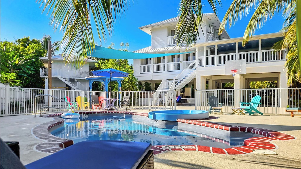 Photo of Outdoor in Cudjoe Gardens