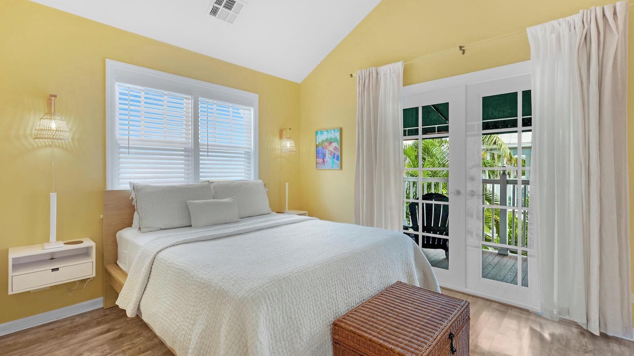 Photo of Bedroom in Bahama Village