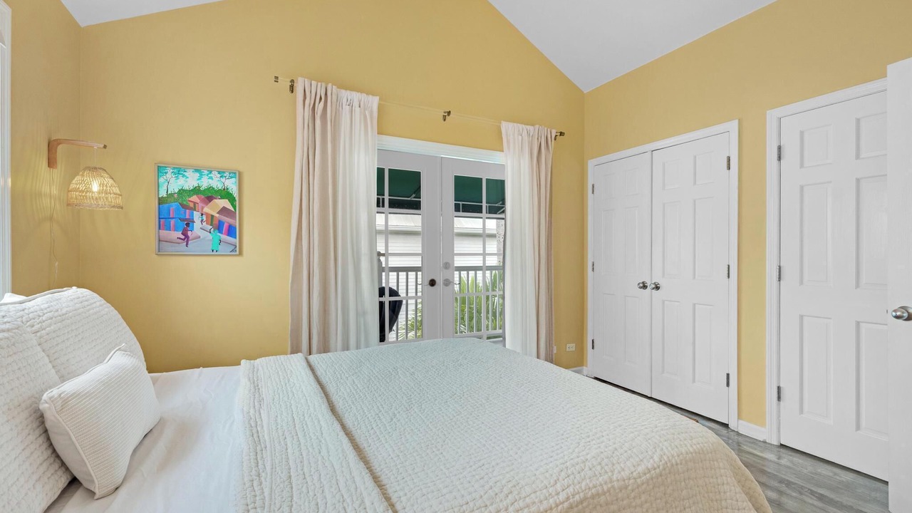 Photo of Bedroom in Bahama Village