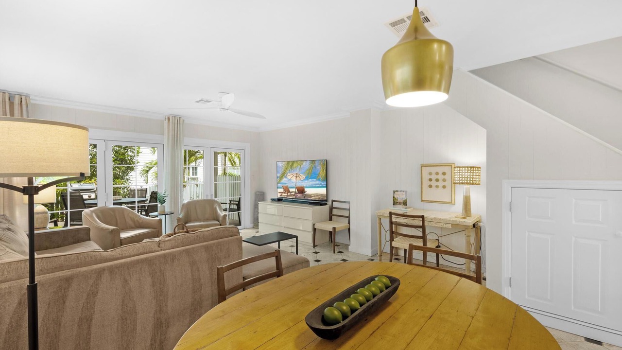 Photo of Livingroom in Bahama Village