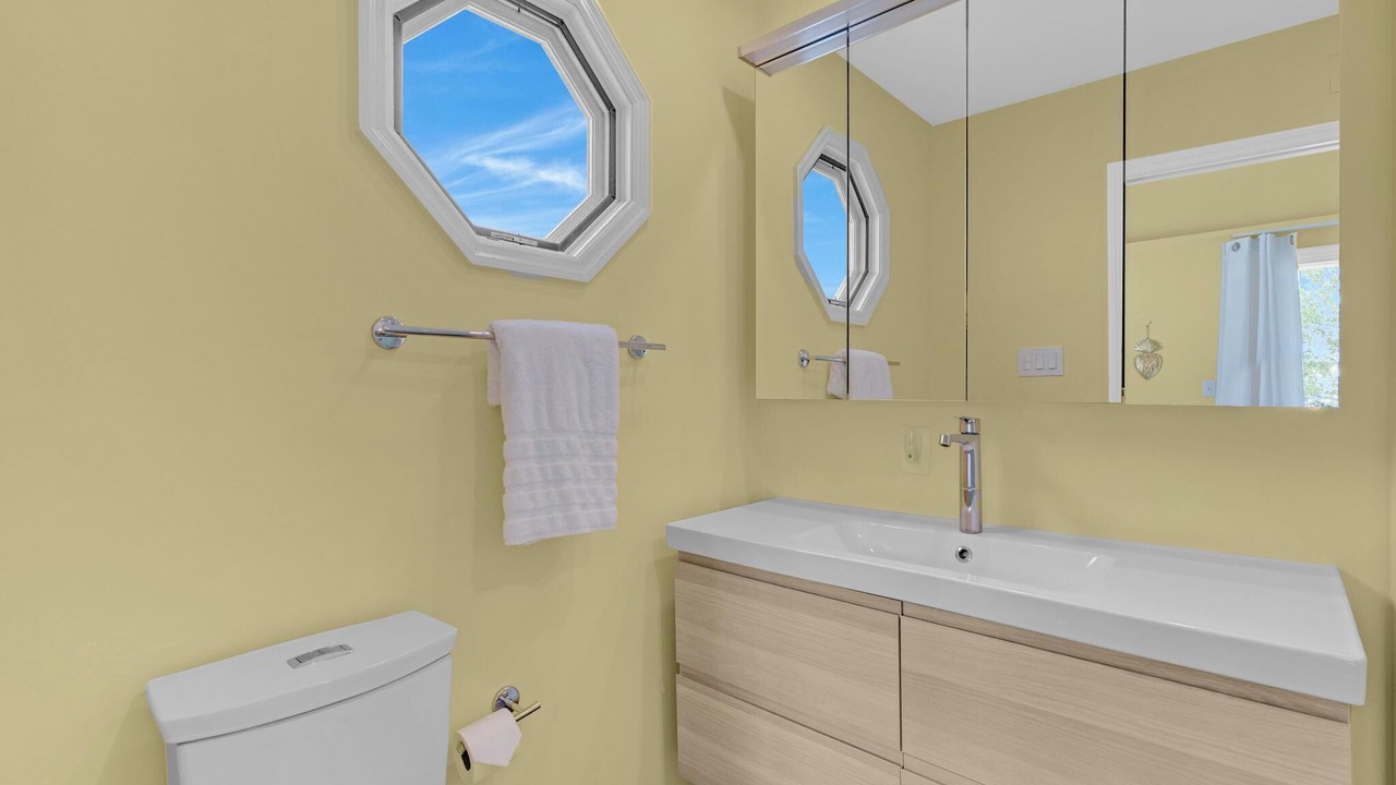 Photo of Bathroom in Bahama Village