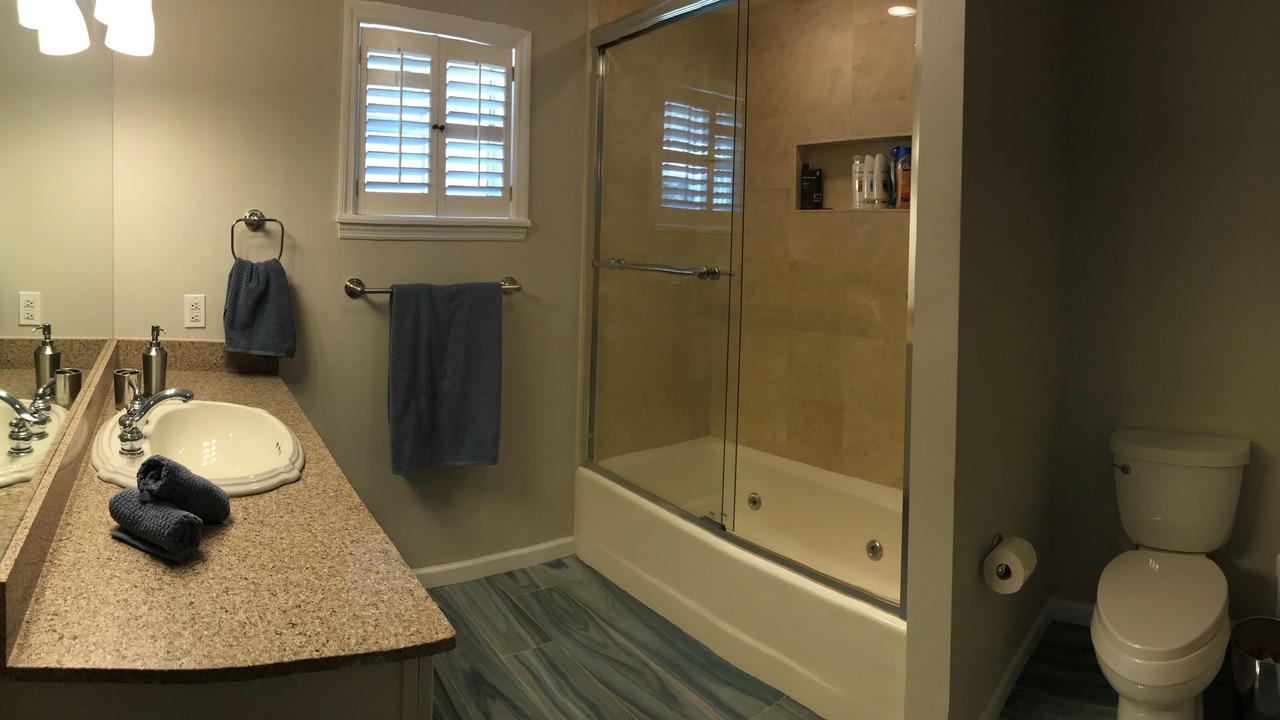 Photo of Bathroom in Big Coppitt Key