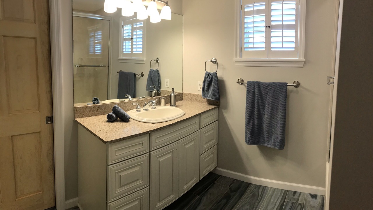 Photo of Bathroom in Big Coppitt Key