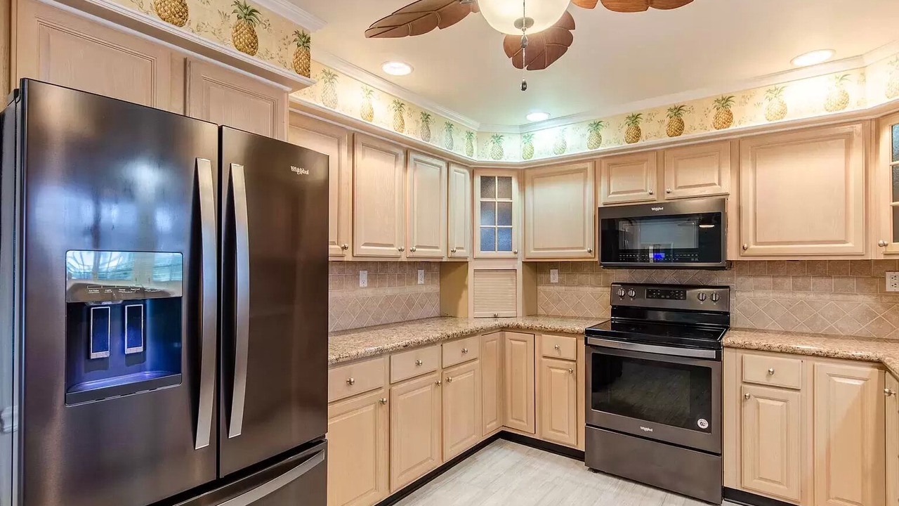 Photo of Kitchen in Big Coppitt Key