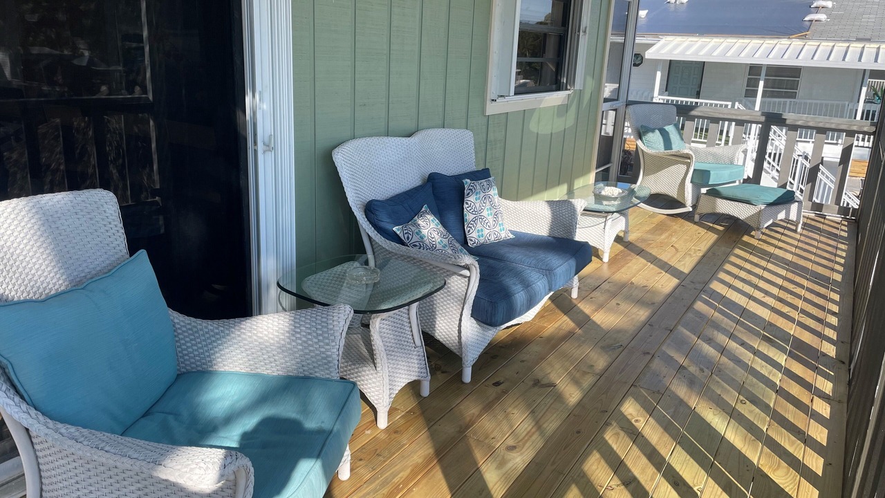 Photo of Patio Balcony in Twin Lakes