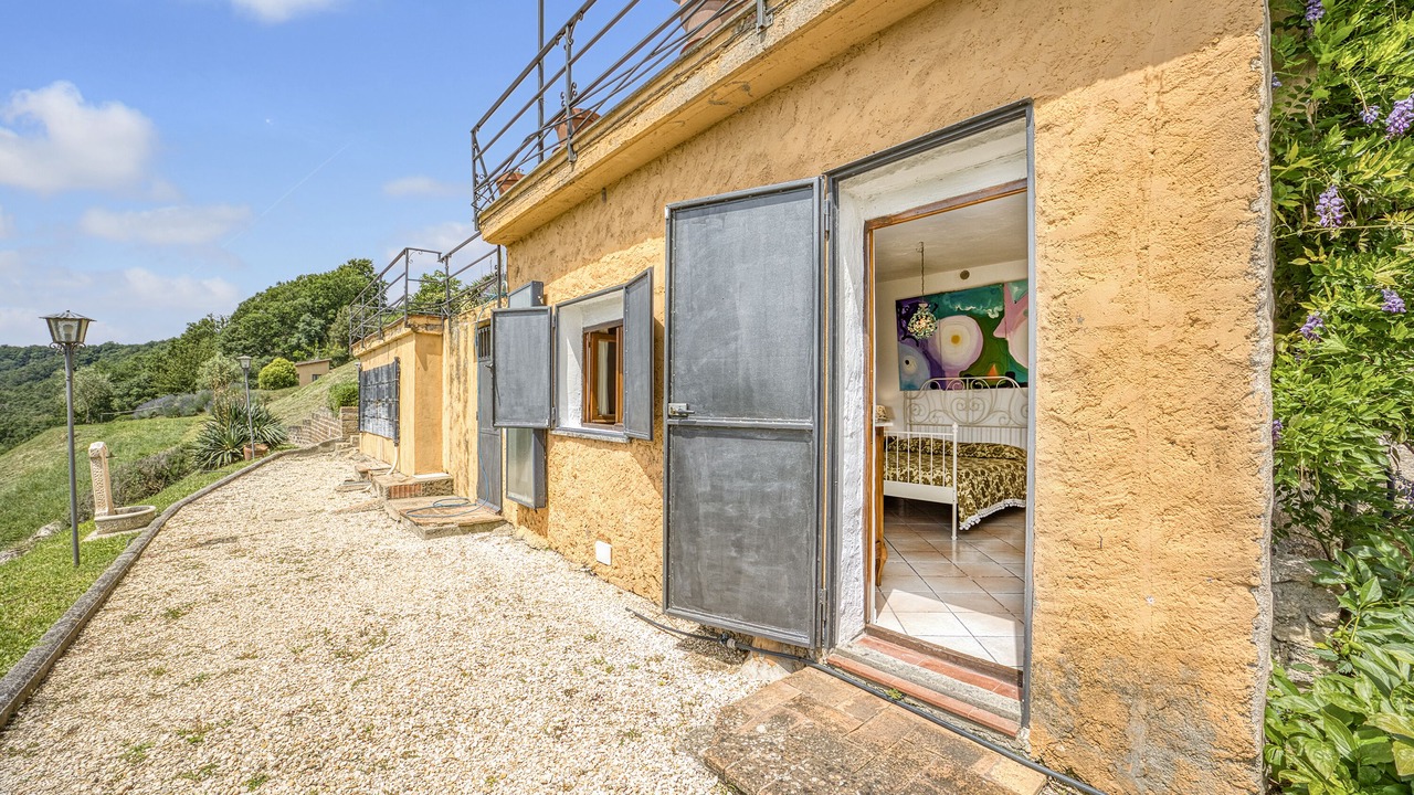 Photo of Others in Castiglione in Teverina