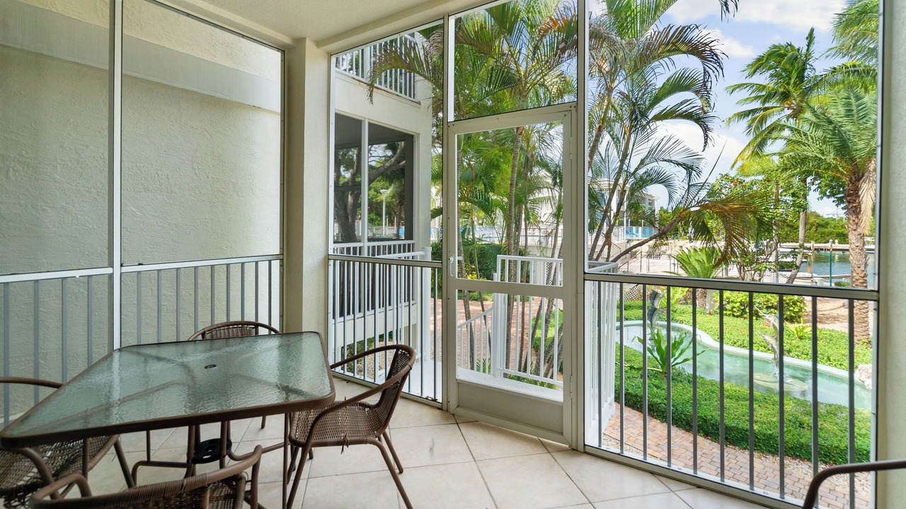Photo of Patio Balcony in Rock Harbor