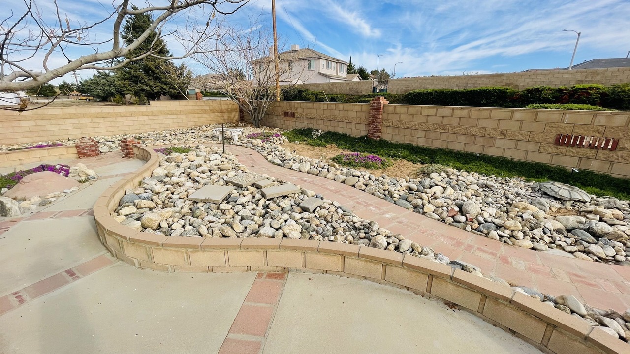 Photo of Outdoor in Palmdale