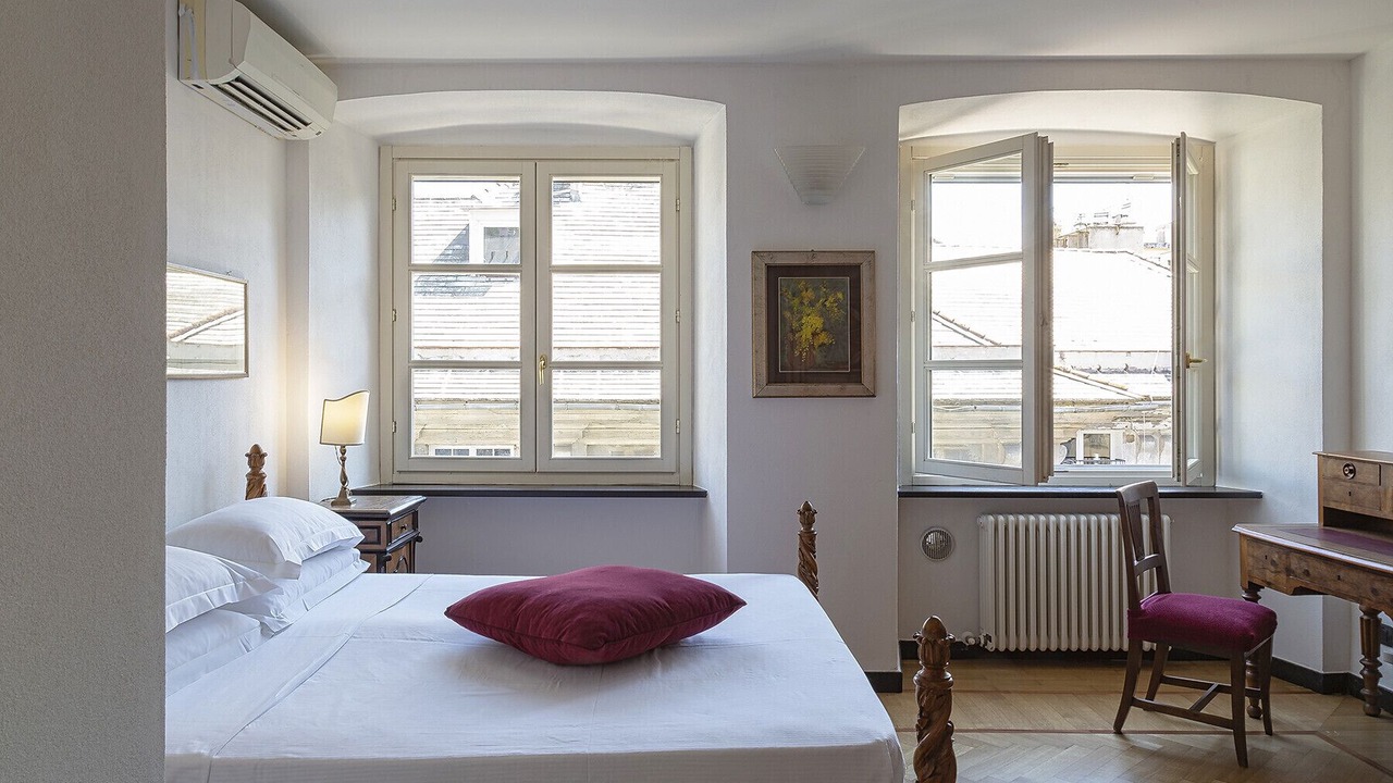 Photo of Bedroom in Genoa Historical Centre