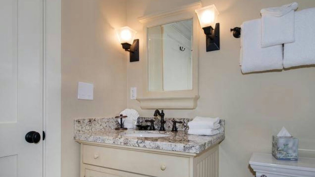 Photo of Bathroom in Key Largo